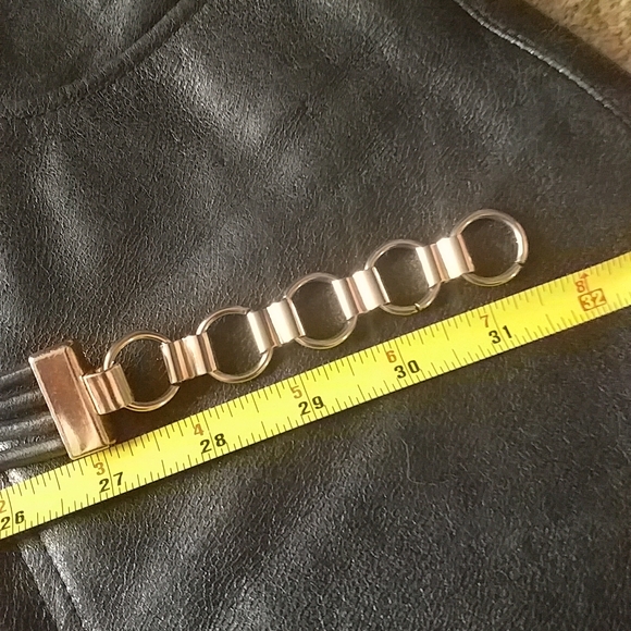 Beautiful gold and leather stretch belt - Picture 5 of 5
